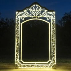 10' 2D Floral Christmas Frame - Photo Op Display