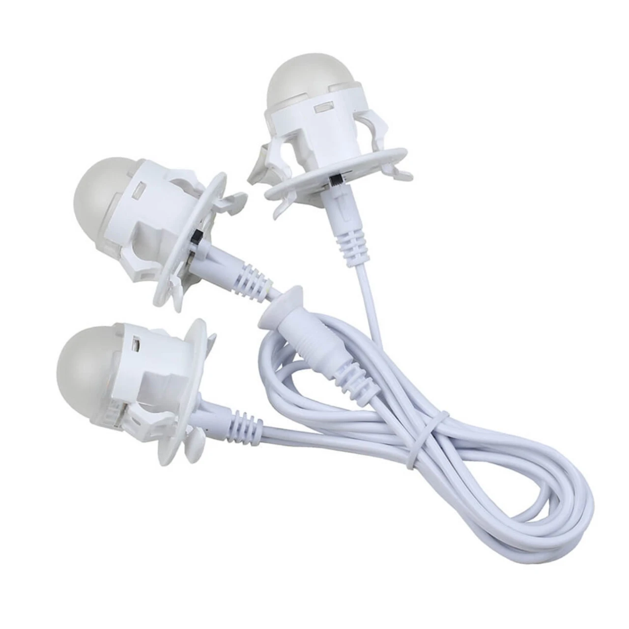 Lemax - Three LED Light String, Type L To 3 Moonlander 3 Lemax - Three LED Light String, Type L To 3 Moonlander