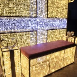 10' 3D Christmas Present - Photo Op Display -Christmas Decor Sale 3d 11028 b