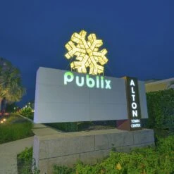 8' LED Snowflake Icon - Radiant - Warm White 9 8' LED Snowflake Icon - Radiant - Warm White -Christmas Decor Sale 3d 1j019 l