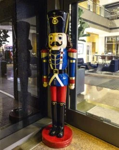 6' Nutcracker Soldier -Christmas Decor Sale 3df 12011 l2