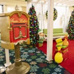 5.5' Santa Mailbox -Christmas Decor Sale 3df 12020 l