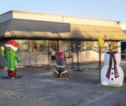 4.5' Gingerbread Photo Op -Christmas Decor Sale 3df 12087 and 3df 12030 and 3df 12031 l 1