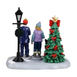 Lemax - Family Caroling -Christmas Decor Sale 463722 2 22921.1738276027