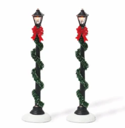 Department 56 - Small Town Street Lamps