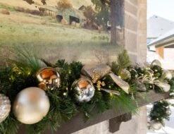 9'X14" Pre-Decorated Garland - Champagne Shimmer - Warm White 12 9'X14" Pre-Decorated Garland - Champagne Shimmer - Warm White -Christmas Decor Sale dg 9 cs ww mantle2 2