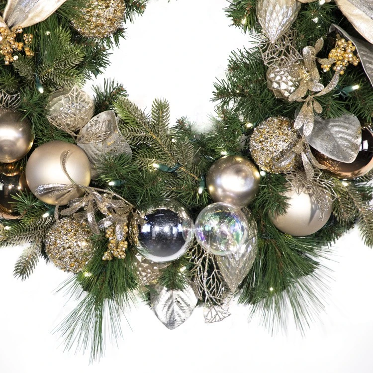 30" Pre-Decorated Wreath - Champagne Shimmer - Warm White 4 30" Pre-Decorated Wreath - Champagne Shimmer - Warm White - Image 2