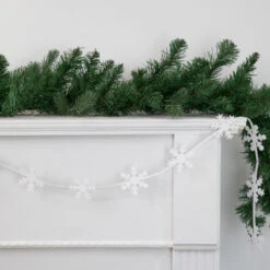 Northlight 4' White Felt Winter Snowflake Garland 8 Northlight 4' White Felt Winter Snowflake Garland -Christmas Decor Sale northlight da92489 style 75072.1661540599