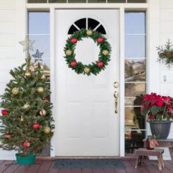 Northlight 36" Pre-Lit Everett Pine Artificial Christmas Wreath, Clear Lights -Christmas Decor Sale northlight sm92902 styled 36834.1668846674